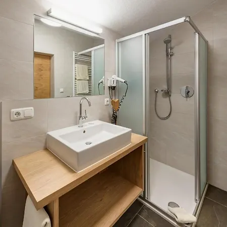 Birkenhof Aparthotel Lermoos